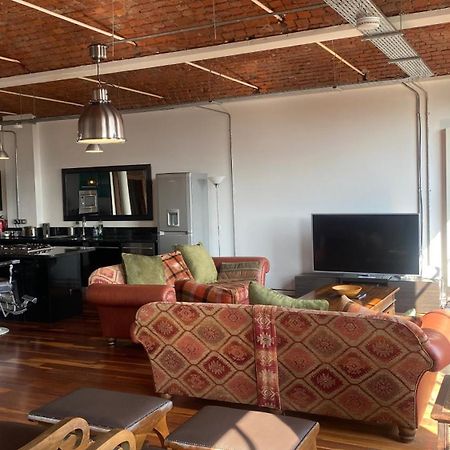 Loft Apartment Port Glasgow Bagian luar foto